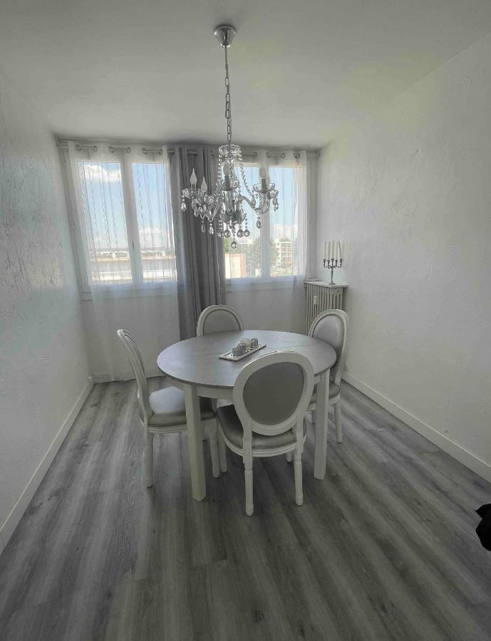 Appartement Proche Aeroport Marignane Exterior foto